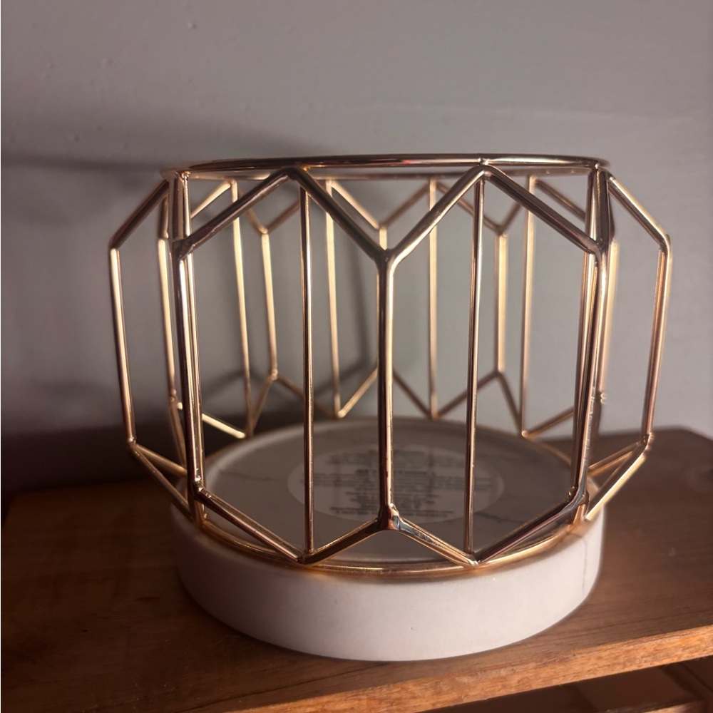Bath and body works jar candle holder